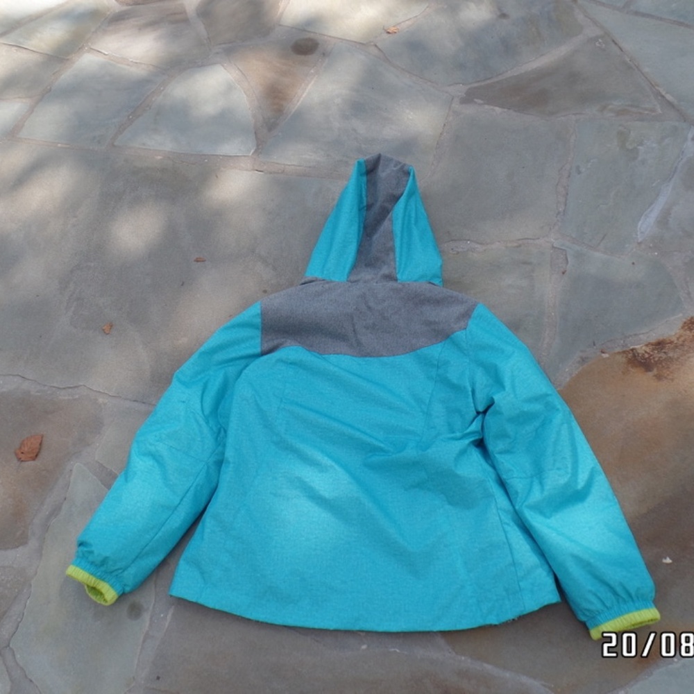 Girl's Winter Jacket - Picture 3 of 3